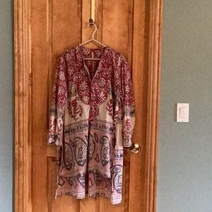 Magnolia Pearl OS bandana tunic/top Gently worn